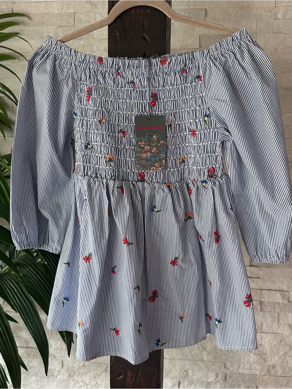 Grand & Green Smocked Embroidered Floral Stripe Blouse Size L New with Tags